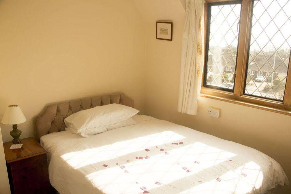 Fern Lodge Guesthouse Hythe  Exterior foto